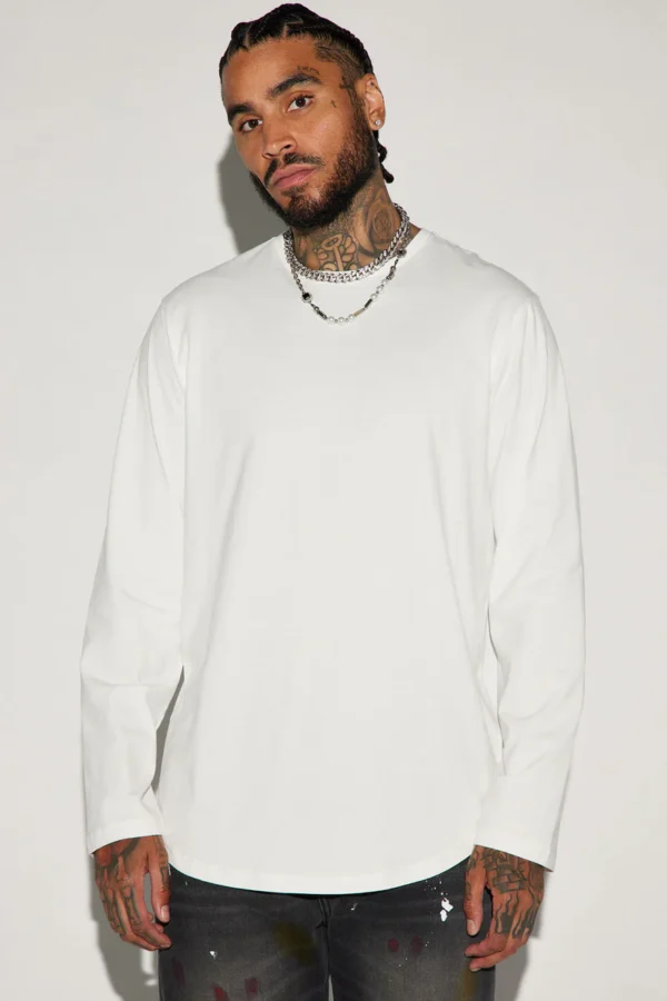08-17-23Studio7_CC_D_11-48-41_40_SCLSTEE_White_P_34464_SG Long Sleeve Scallop T-shirt