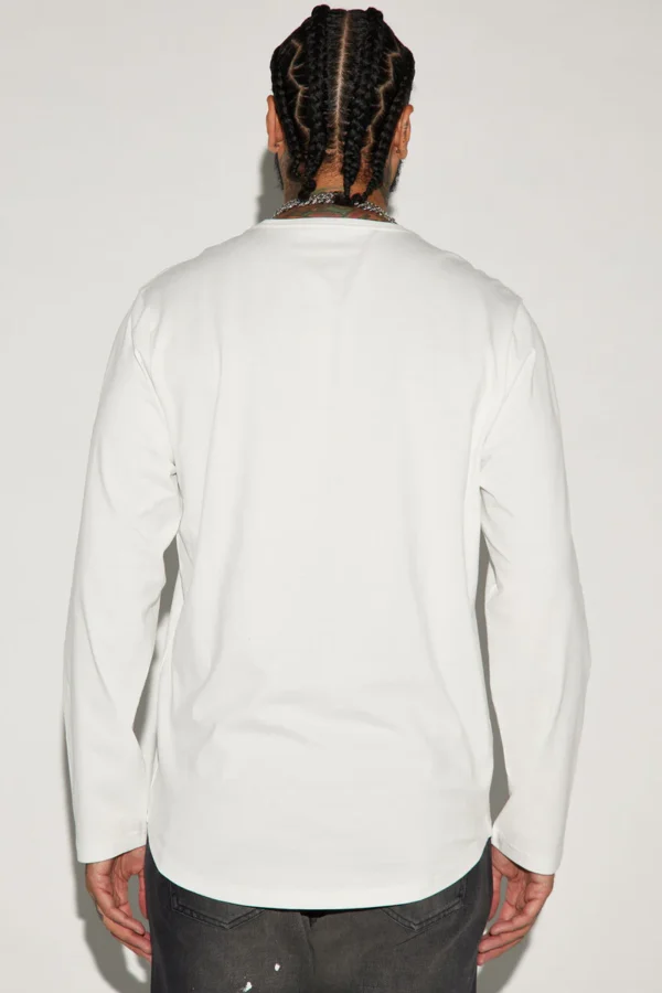 08-17-23Studio7_CC_D_11-49-03_40_SCLSTEE_White_P_34468_SG Long Sleeve Scallop T-shirt