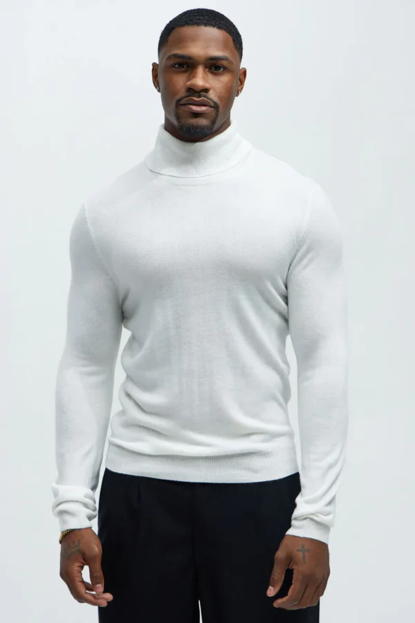 11-19-24_S7_76_1TACR1004S_OffWhite_P_CZ_DJ_13-44-12_43977_CM DeAngelo Turtleneck Sweater