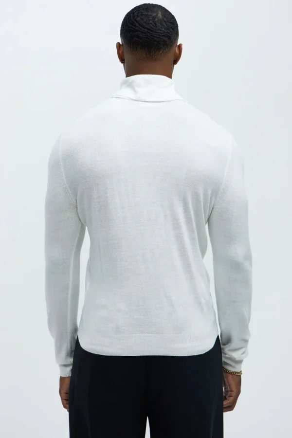 11-19-24_S7_76_1TACR1004S_OffWhite_P_CZ_DJ_13-44-40_43979_CM DeAngelo Turtleneck Sweater