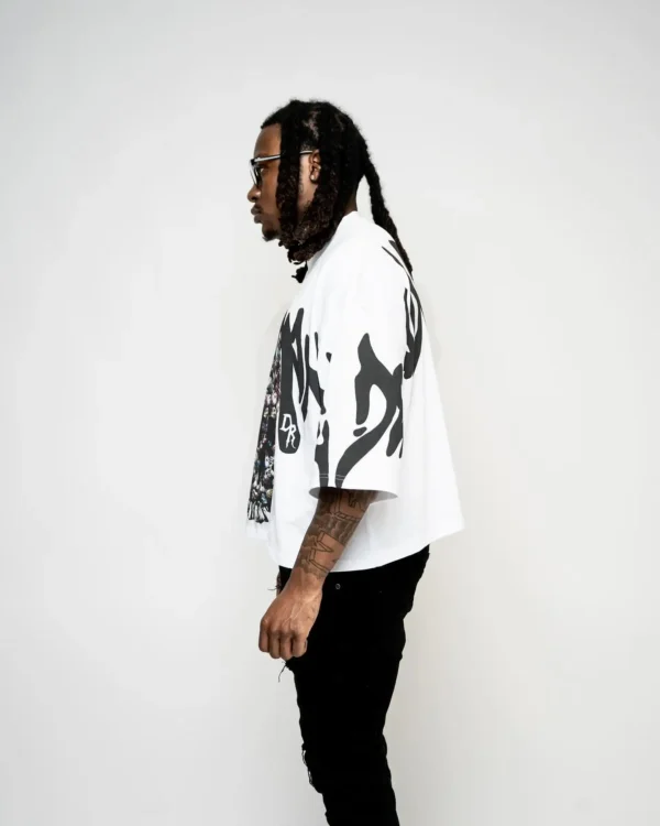 S0524e91dfcc6414cb62832d362ea57a4w Gothic print T-shirt