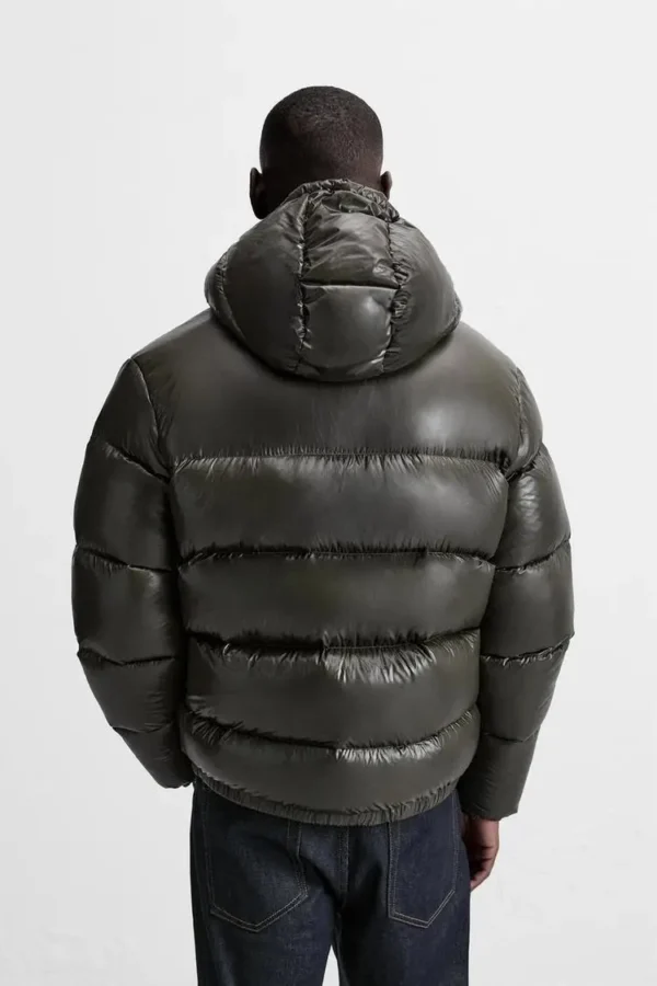 Men's Hooded Puffer Jackets.